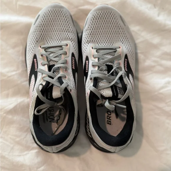 Brooks Gray Adrenaline WIDE - Picture 5 of 8